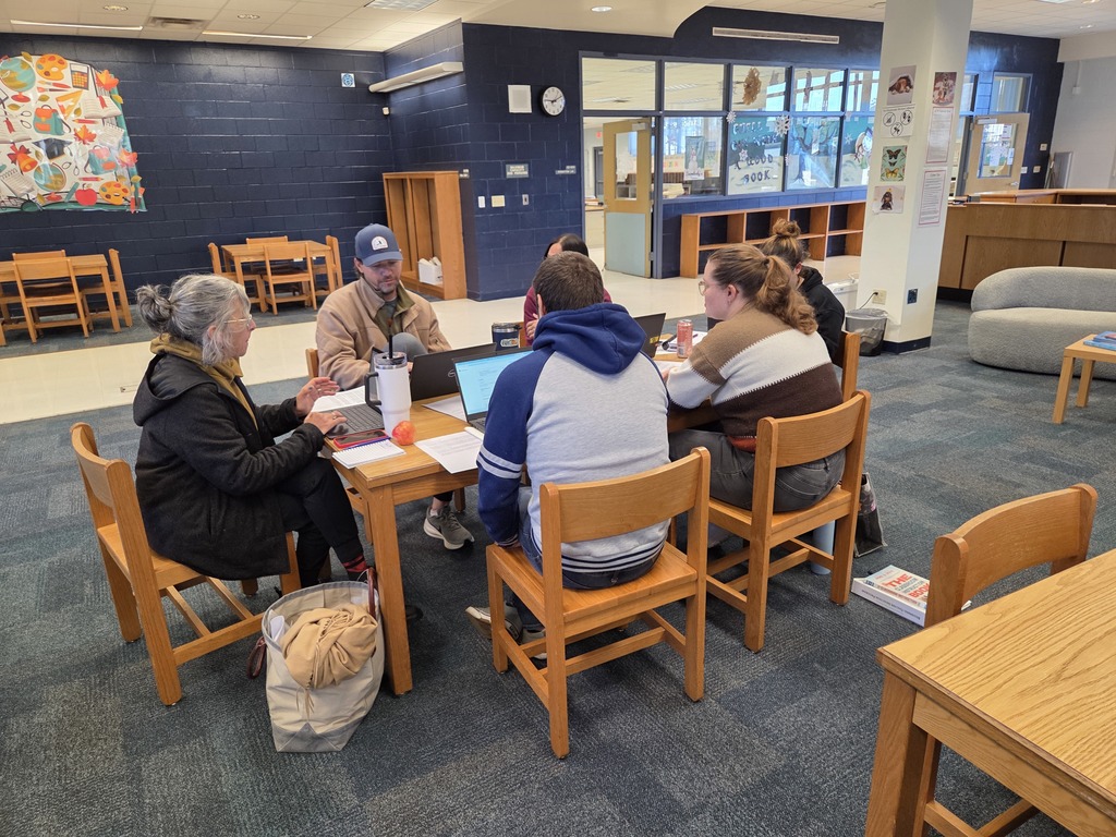 6th grade KMS ELA and Reading teachers working on khan academy