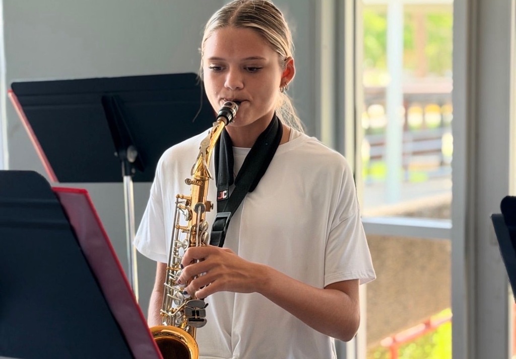 Saxaphones 