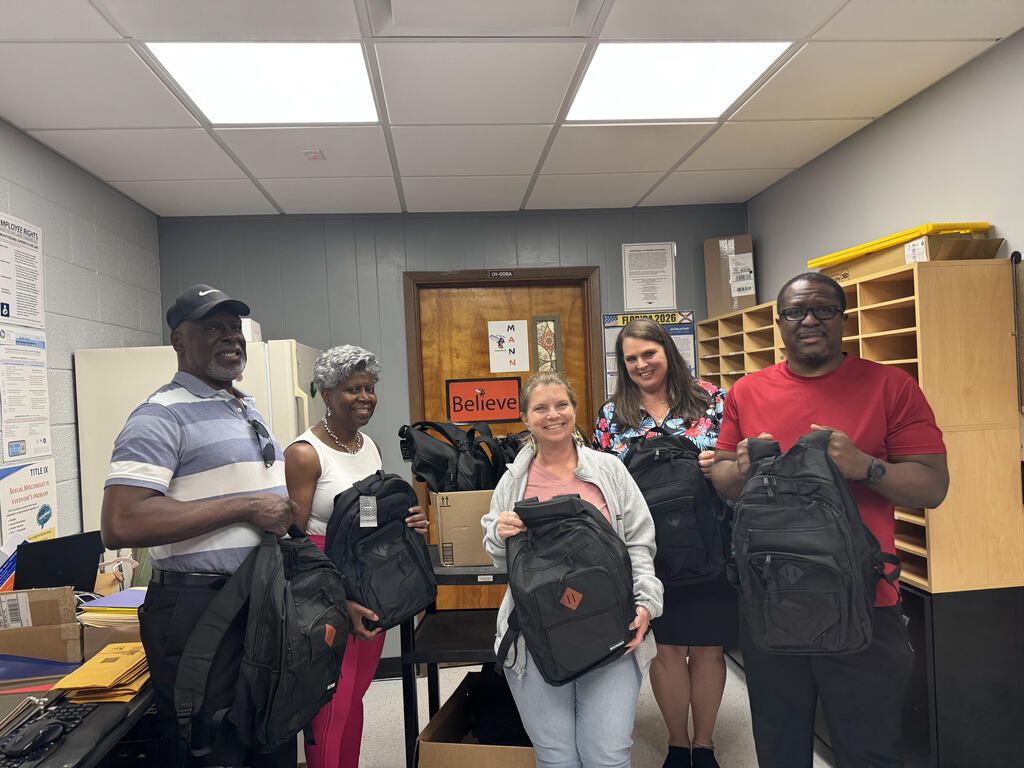 Mount Zion Church donates backpacks to Hawthorne Middle/High School