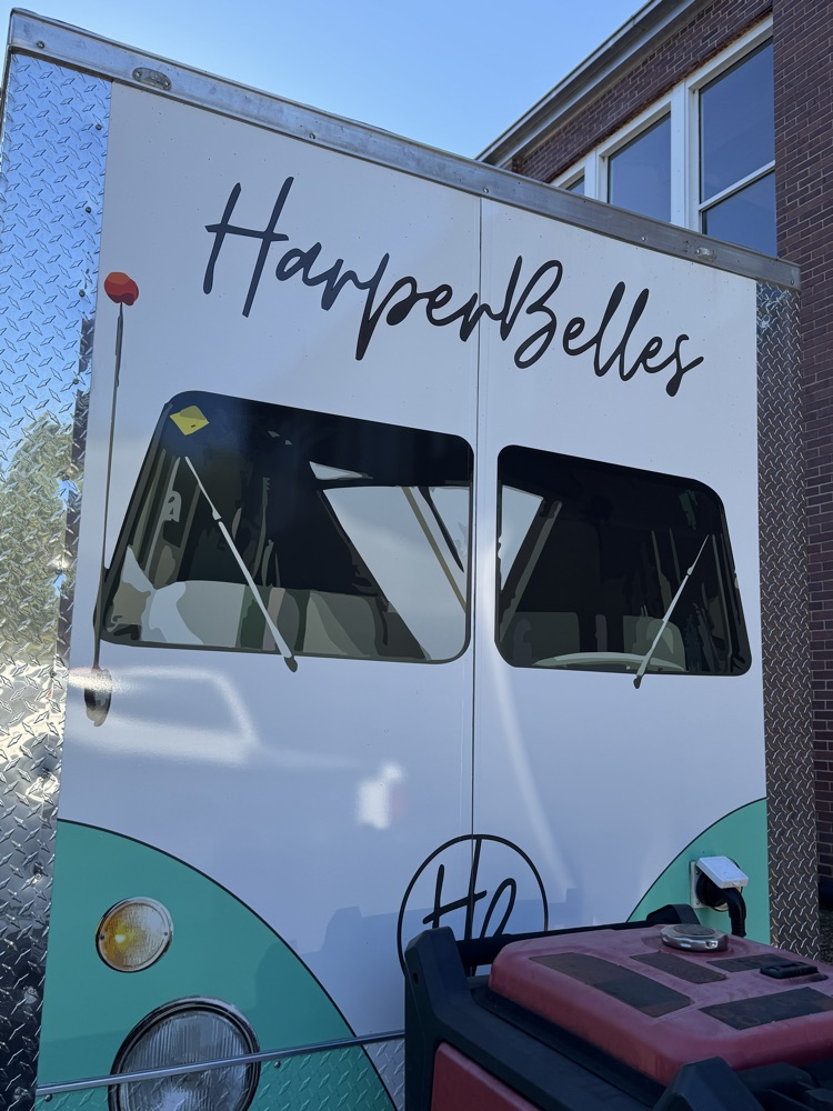 LATE POST: It's always a great day to be a Blue Jay, especially on the first Friday of the school year! Shoutout to Mr. Ohrin for providing our staff with a sweet treat from Harper Belles! #sylvanisourhappynest 💙💛 #heartsandmindstogether