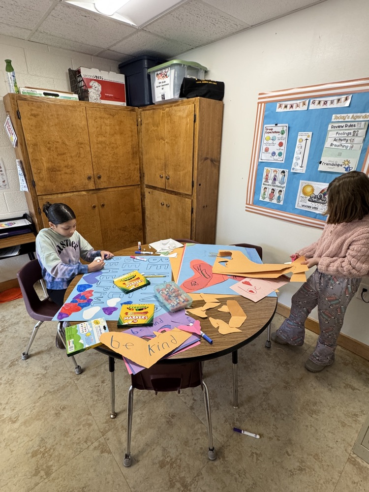 Next week is Kindness Week and our "Kindness Crew" aka Student Leaders, have been busy planning and preparing to help our Blue Jays spread kindness across campus! 💙💛 #bluejaysbuildgreatness #heartsandmindstogether