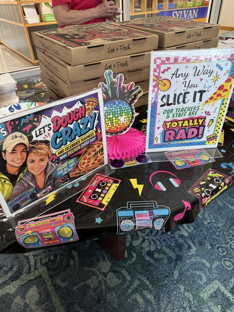 We are sending a big Blue Jay shoutout to Deputy Breffle, Mrs. Breffle, and Mimi's Confections for treating our teachers and staff to pizza and sweet treats for Teacher Appreciation Week! We appreciate your support! 💙💛