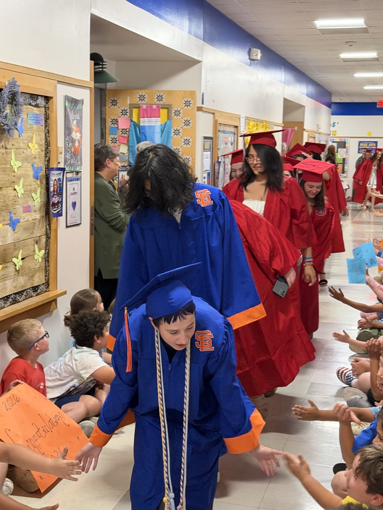 Today Seniors that attended Sylvan Elementary walked our halls one last time as we celebrated them as the Class of 2026! #onceabluejay #alwaysabluejay 💙💛