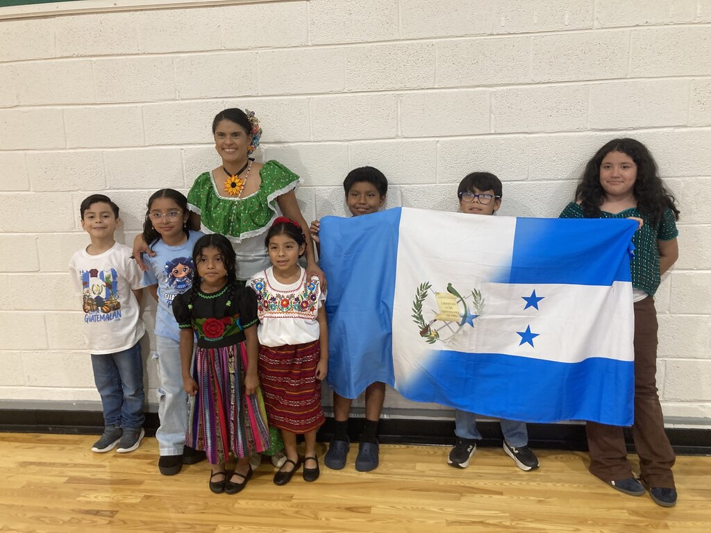 Ms Yeny and students