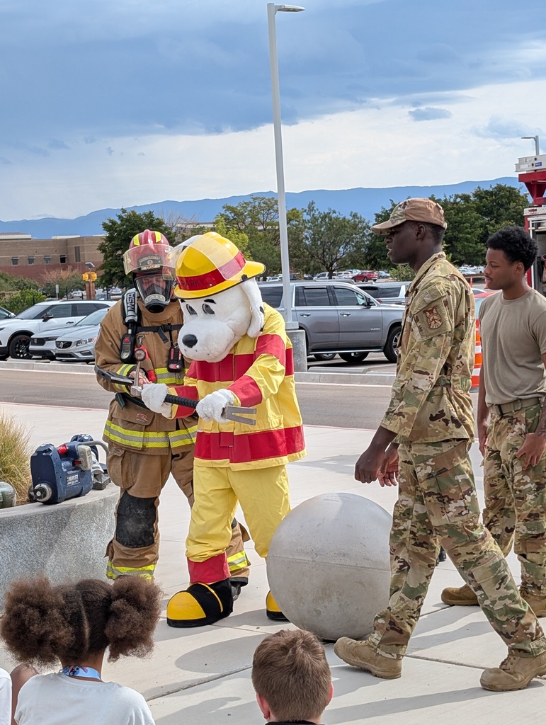 Sparky doing a demo