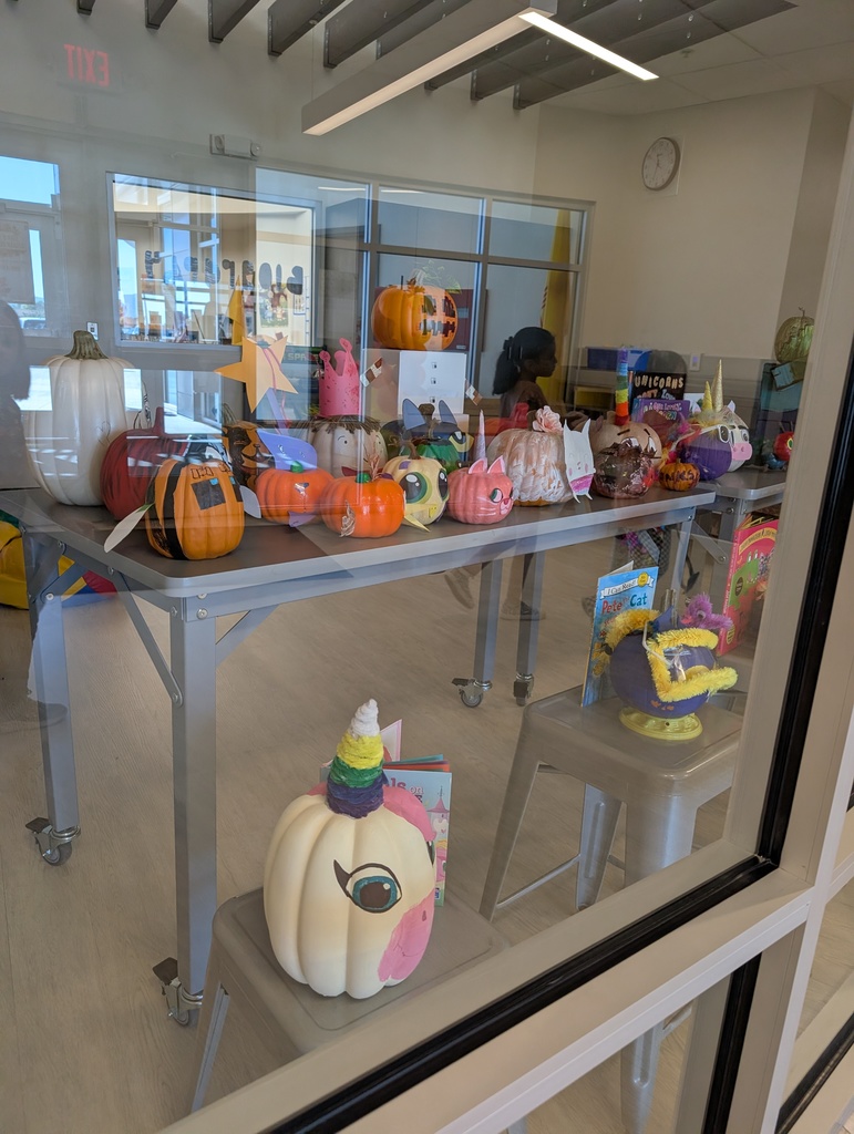 story themed pumpkins