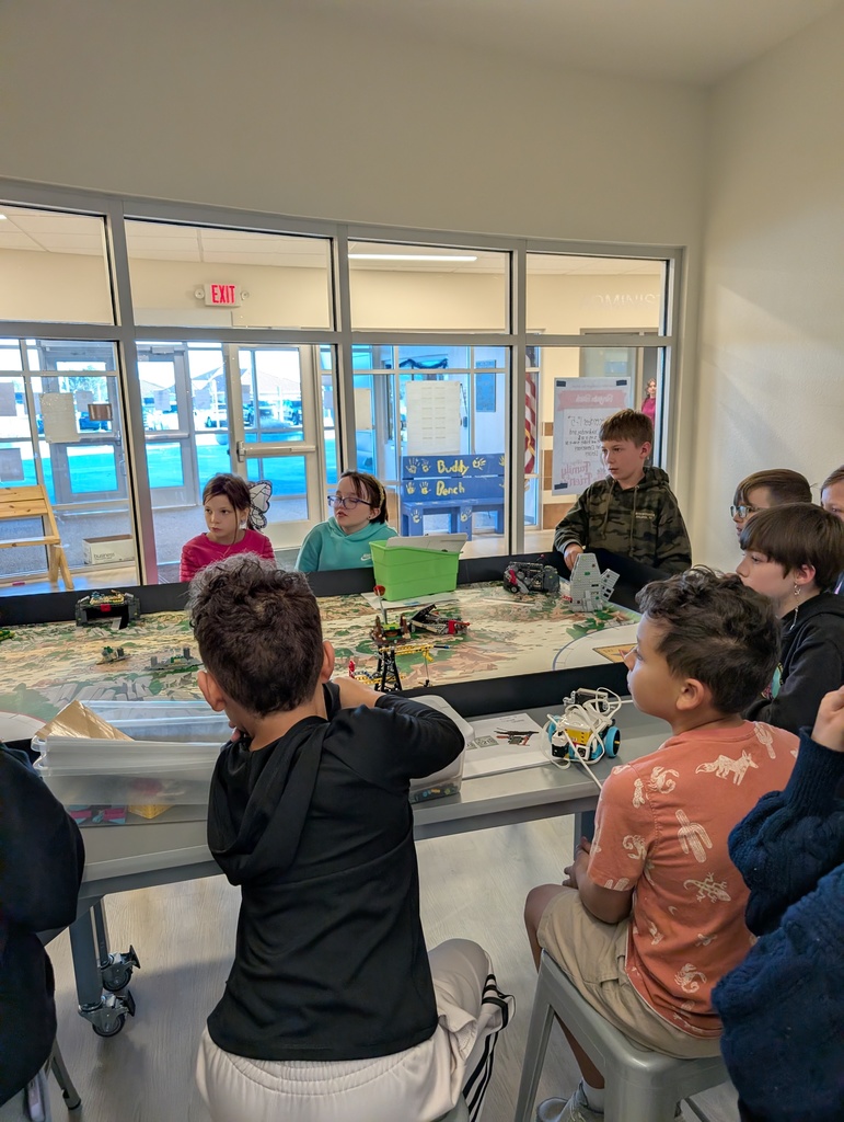 First Lego League meeting
