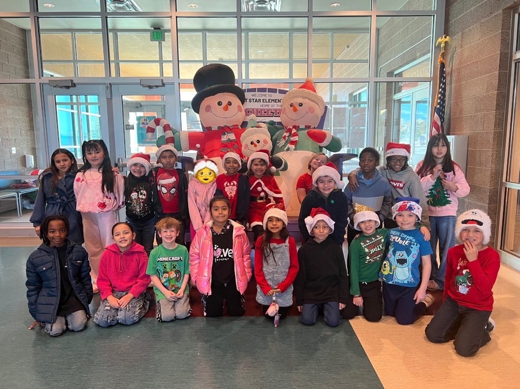 Santa Day in Mrs. Mendoza's class!