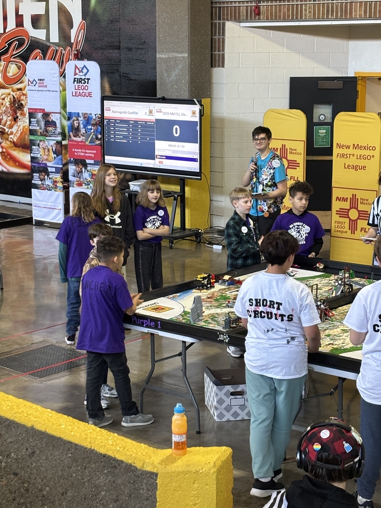 Students  gathered around a table