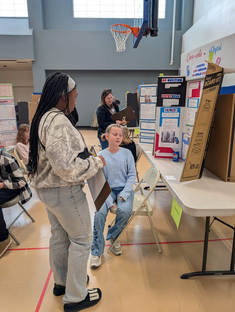 judge interviewing student