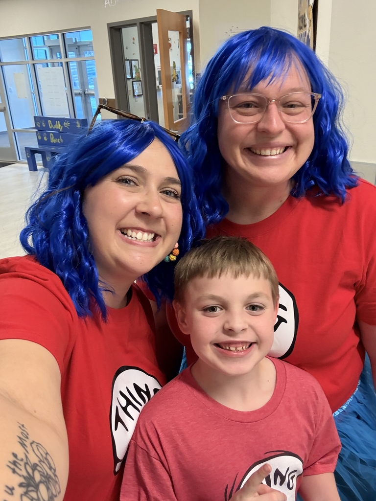 teacher and students matching on twin day