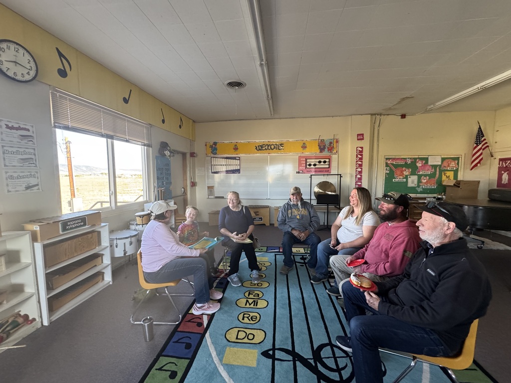 Family of student reading in a circle