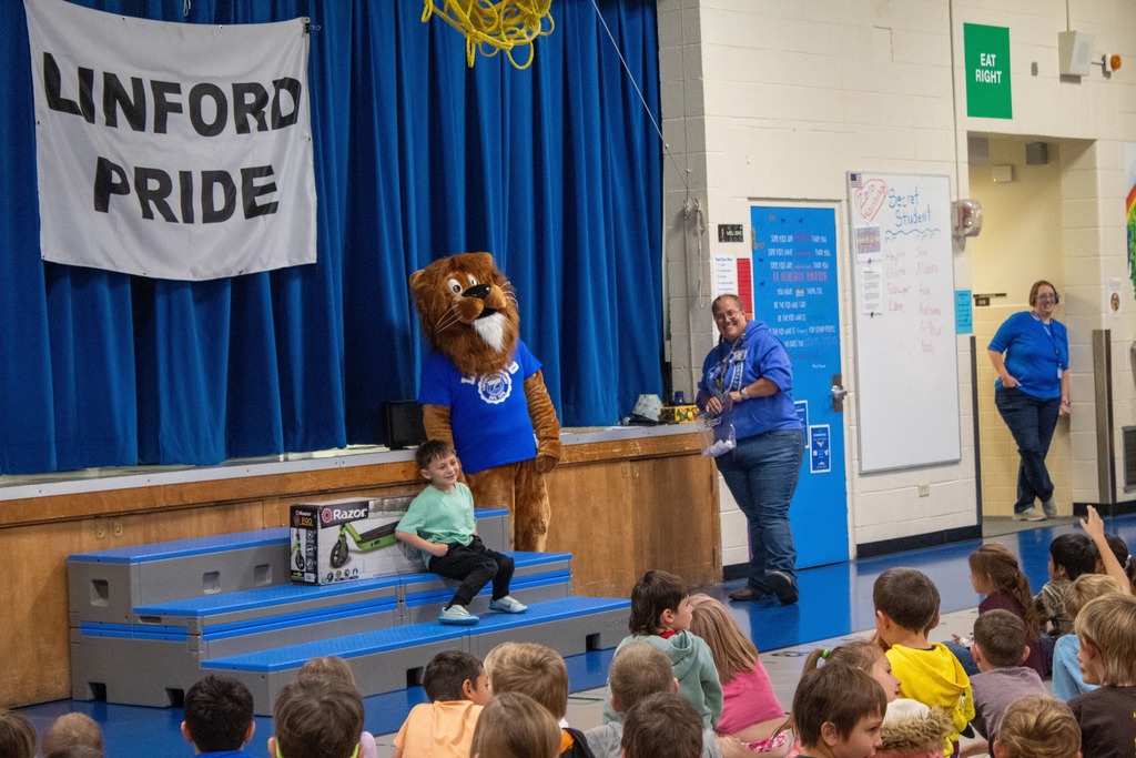 Students receiveing quarterly awards