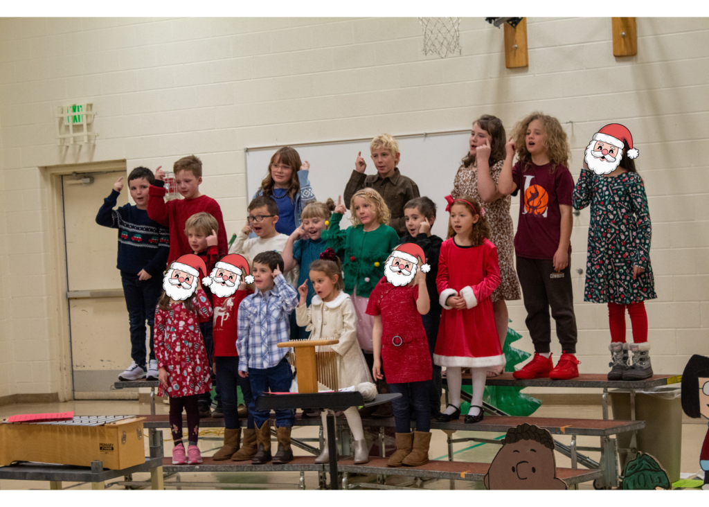 Hamrony students singing in Chrsitmas program