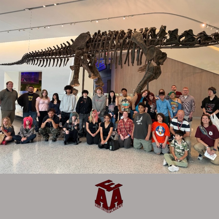 students at the museum