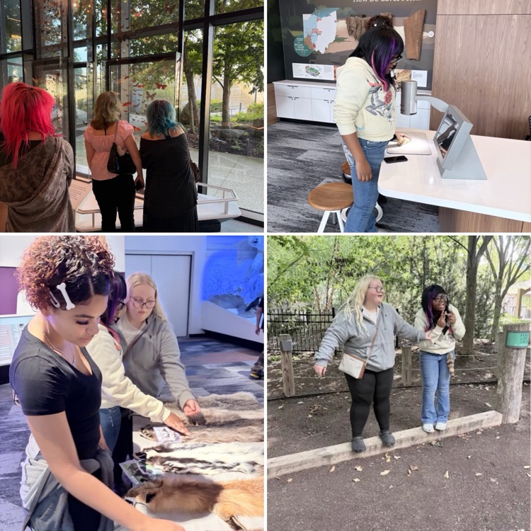 students at the museum