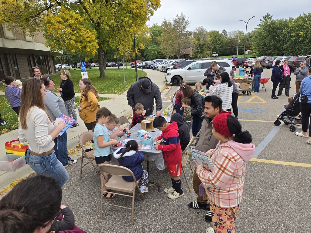 Home Depot Project station at ECFE Fall Festival