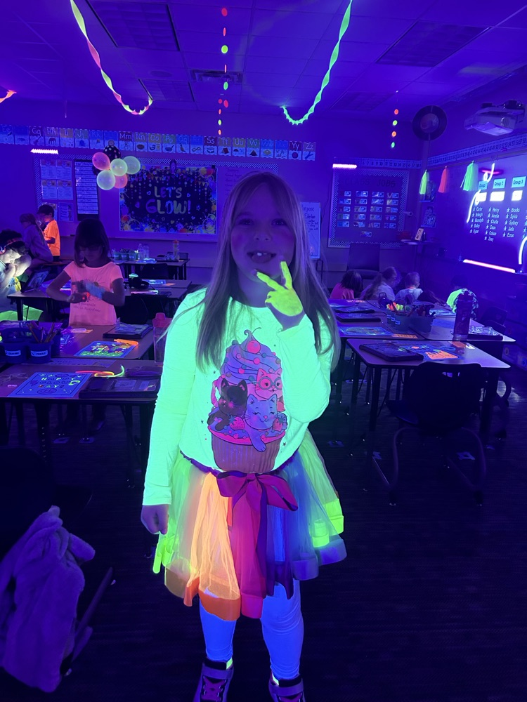 Glow party
