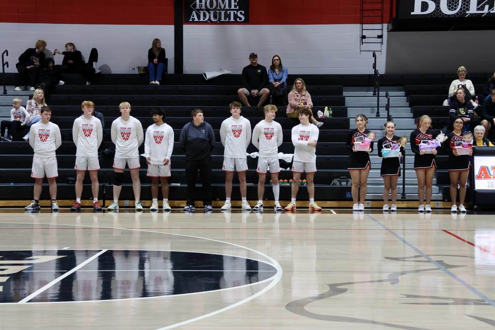 Basketball seniors 2026