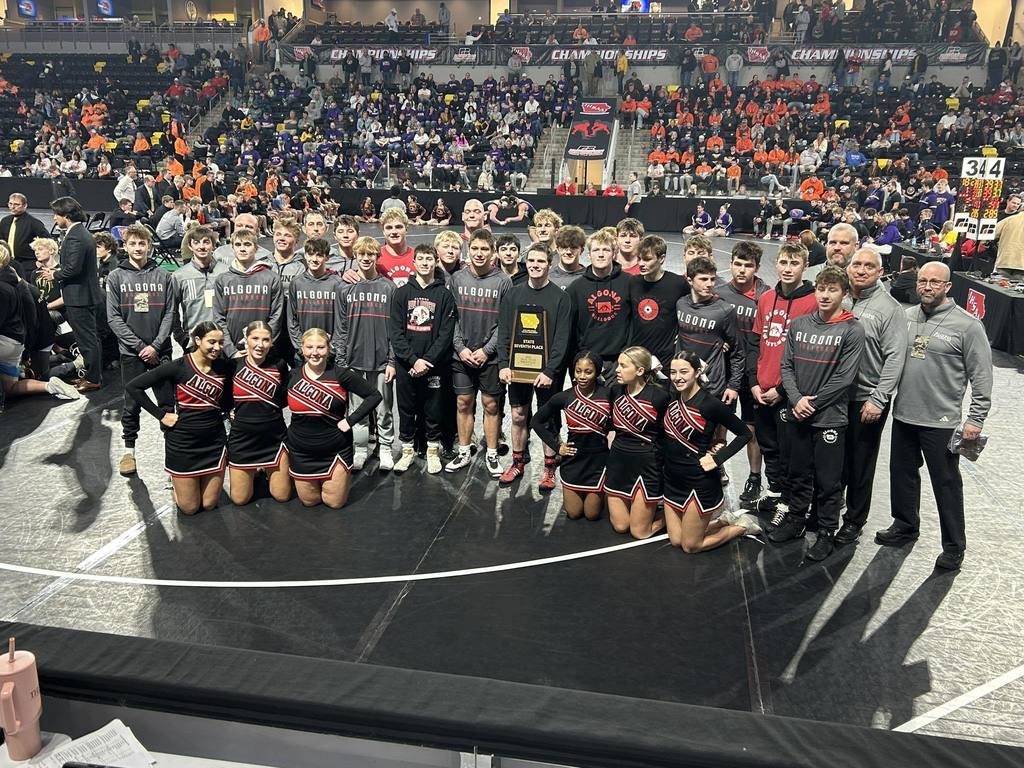 Boys Wrestling- State Duals