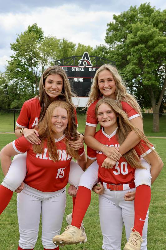 Softball seniors 2025