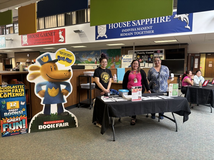 teachers presenting during open house 