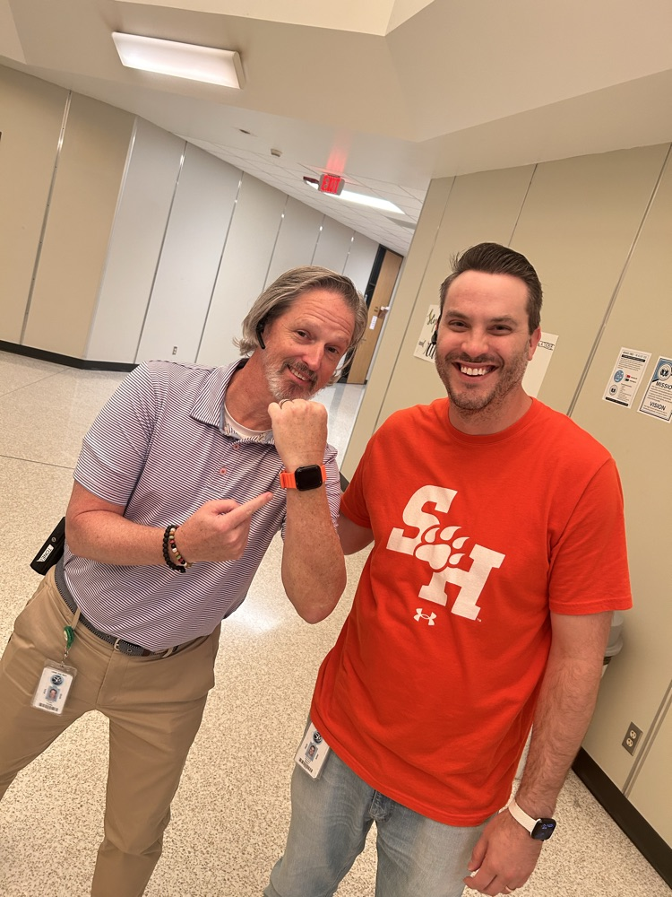 π§‘ Unity Day 2025 π§‘ Today, Elsik comes together in orange to promote kindness, inclusion, and acceptance. We stand united against bullying and show that when we support one another, we all shine brighter.