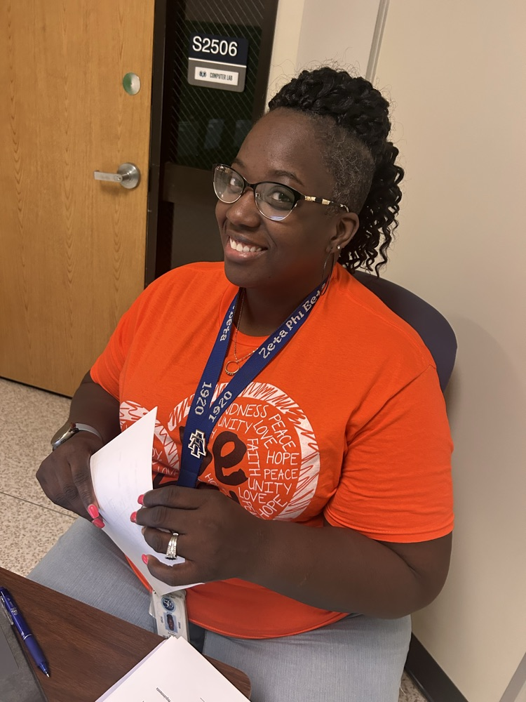 π§‘ Unity Day 2025 π§‘ Today, Elsik students and staff wear orange to show our commitment to kindness, inclusion, and standing against bullying. When we stand together, we create a stronger, more united community.