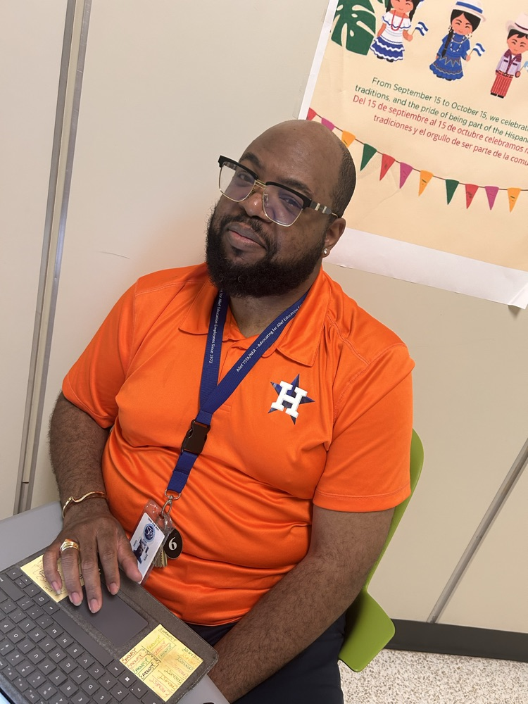 π§‘ Unity Day 2025 π§‘ Today, Elsik students and staff wear orange to show our commitment to kindness, inclusion, and standing against bullying. When we stand together, we create a stronger, more united community.