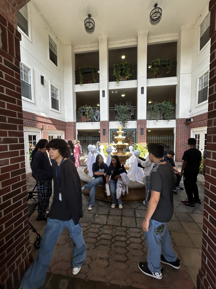 Mr. Webb’s talented choir shared their voices and hearts at the Senior Citizens Center today! Our students brought joy and smiles through music, spreading Ram pride beyond our campus. 💙🤍 #ElsikChoir #RamPride #CommunityConnections