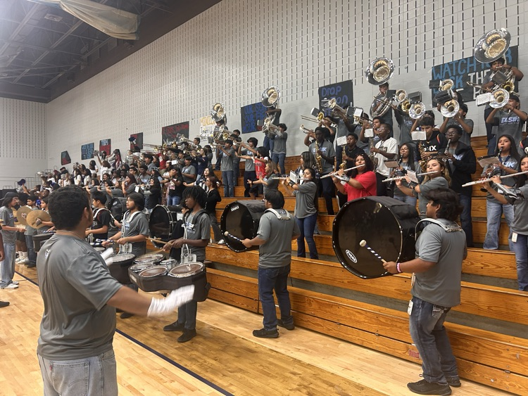 Elsik High turned back the clock at today’s Throwback Pep Rally! Students and staff showed off their school spirit and celebrated 50 incredible years of tradition and pride. #Elsik50 #RamStrong 
