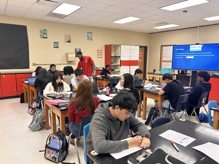 Mr. Harris is elevating learning with powerful differentiated strategies. Through PBL activities, AVID One Pagers, and consistent ISN review, students are exploring content, building skills, and strengthening their academic confidence.