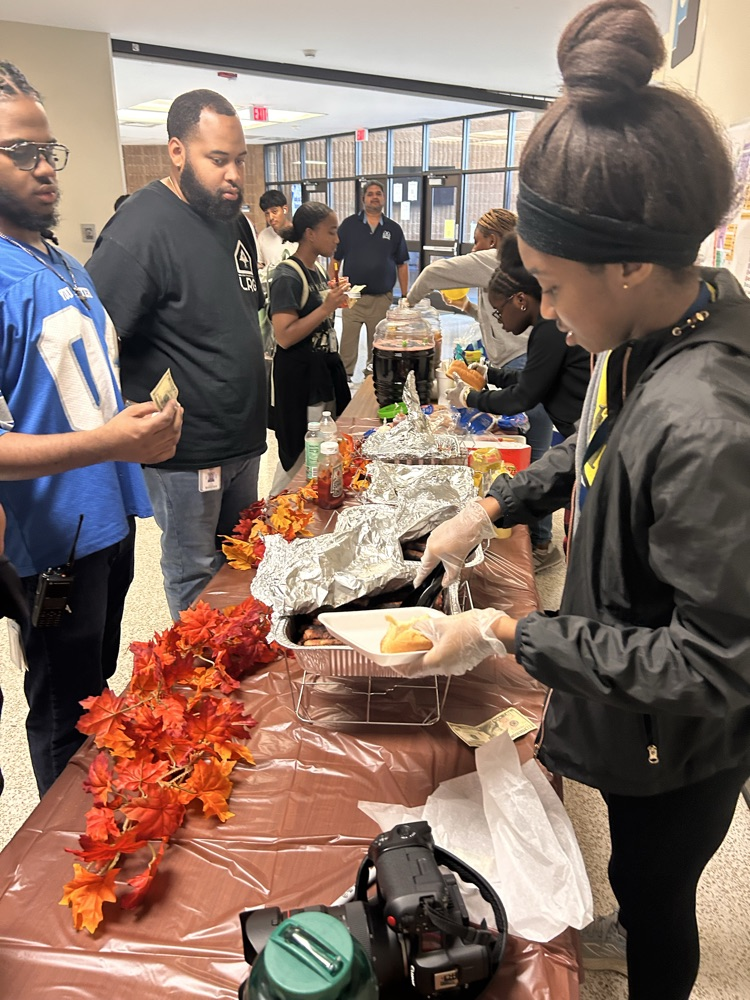 Food Frenzy was full of smiles, snacks, and school pride yesterday. We appreciate our students and staff for making the event a memorable part of the day.