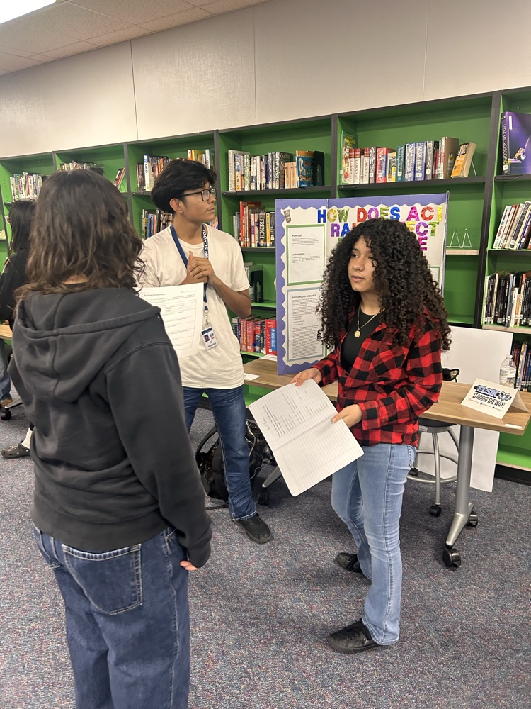 Our GT students impressed everyone with their hands-on science creations. Their curiosity and genius were on full display! #GTShowcase #ElsikProud