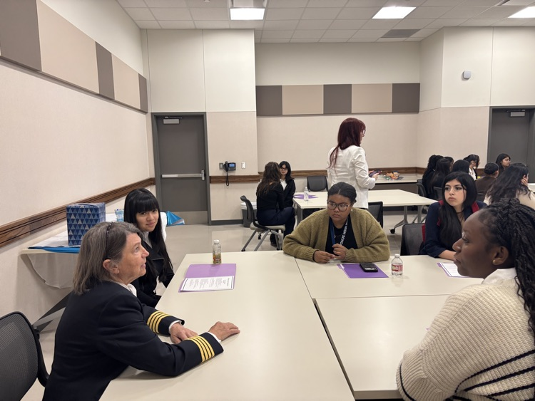 It was great to see our Elsik Rams engaged at the Young Enterprising Women Foundation YEW STE²AM Conference, exploring STE²AM, connecting with inspiring leaders, and gaining real-world insight to dream big for their futures. 💡 #EmpowerHer