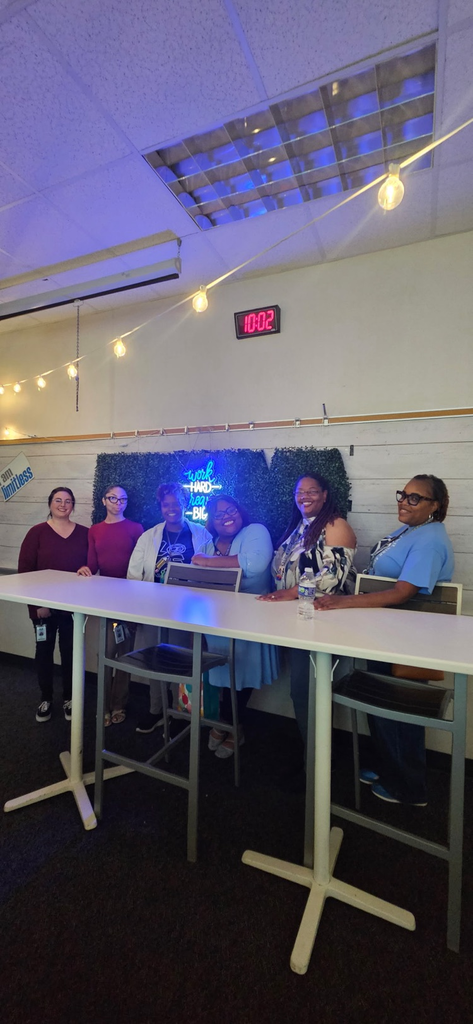 Celebrating excellence at Elsik! 🎉 The 9th Grade Staff proudly honored Ms. Wells as our 2025–2026 Teacher of the Year. Your dedication, passion, and impact on our students inspire us all. Thank you for leading the way! #LeadTheWay #ElsikPride
