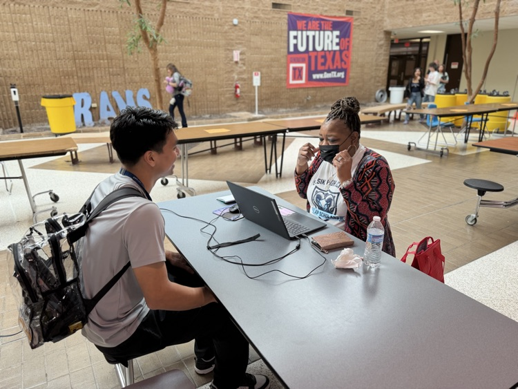 Class of 2026 is stepping confidently toward graduation through the Phonetic Spelling Event led by Olga O’Neal—building literacy, precision, and confidence for college, careers, and a future full of opportunity. 