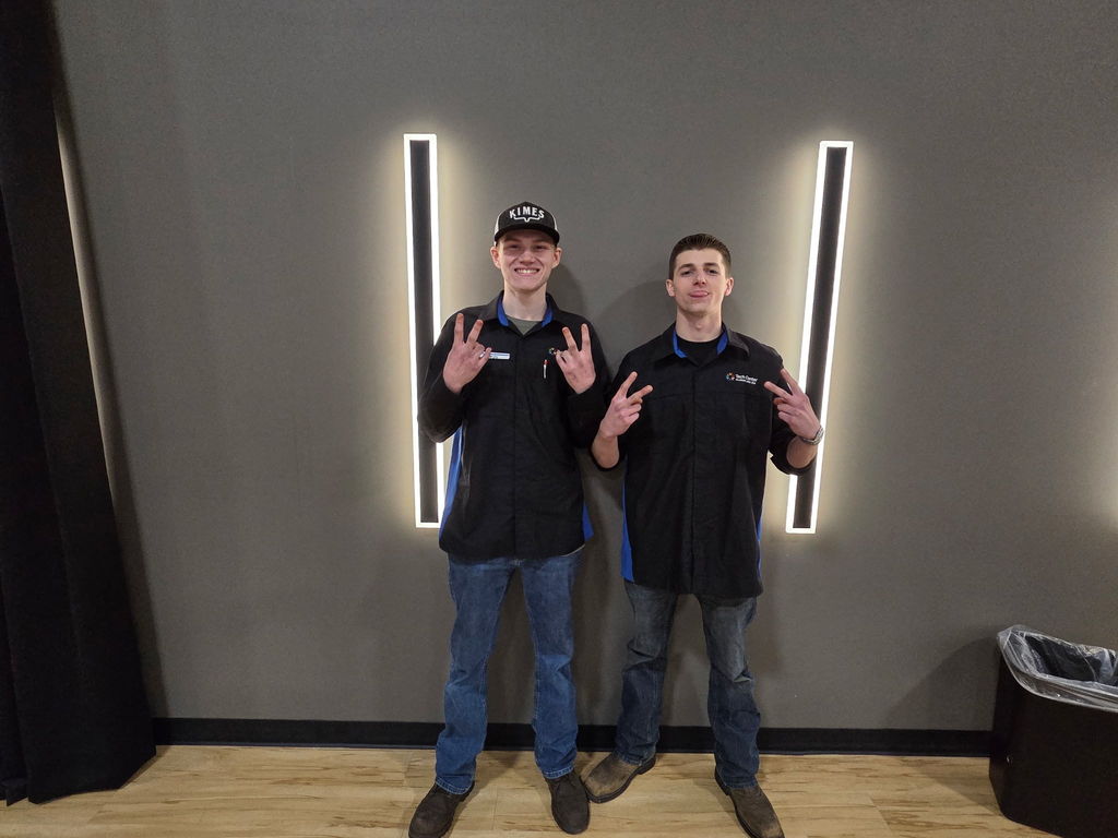 Daniel Doornhaag and Wyatt Dennany posing for a photo