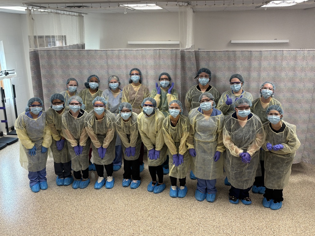 Health Care Science Foundations students learn about PPE