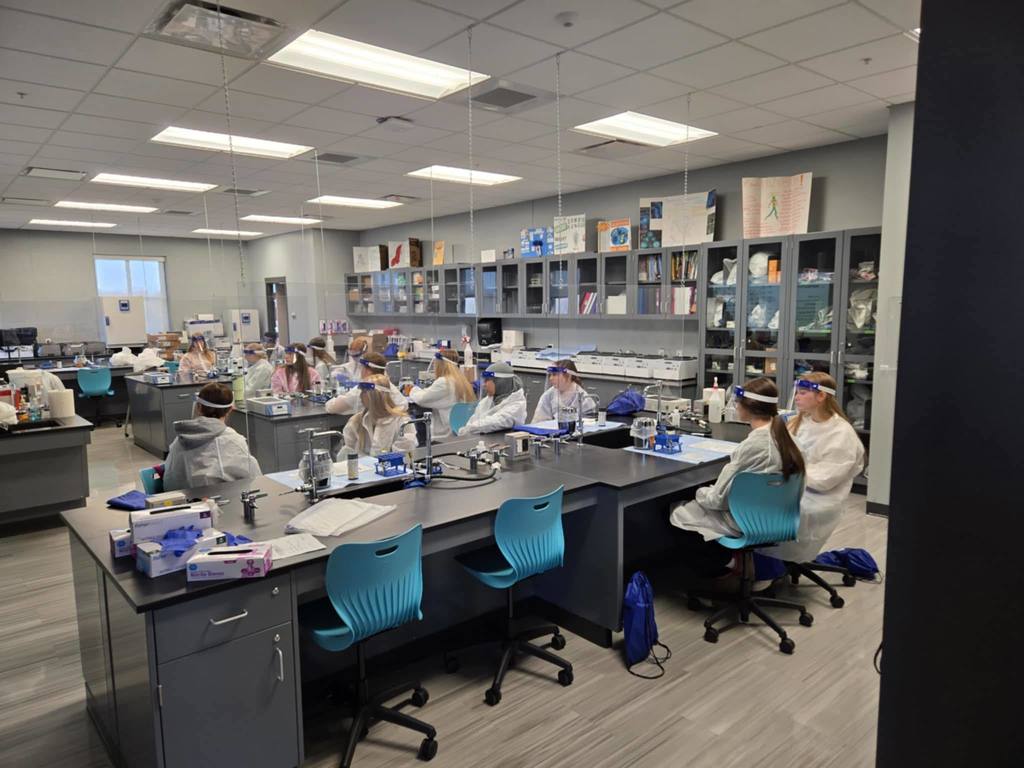 Allied Health and Pre-Nursing students attended the Future Healthcare Heroes Camp at SKYCTC.