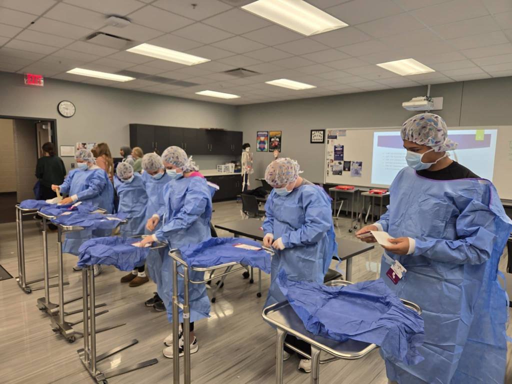 Allied Health and Pre-Nursing students attended the Future Healthcare Heroes Camp at SKYCTC.