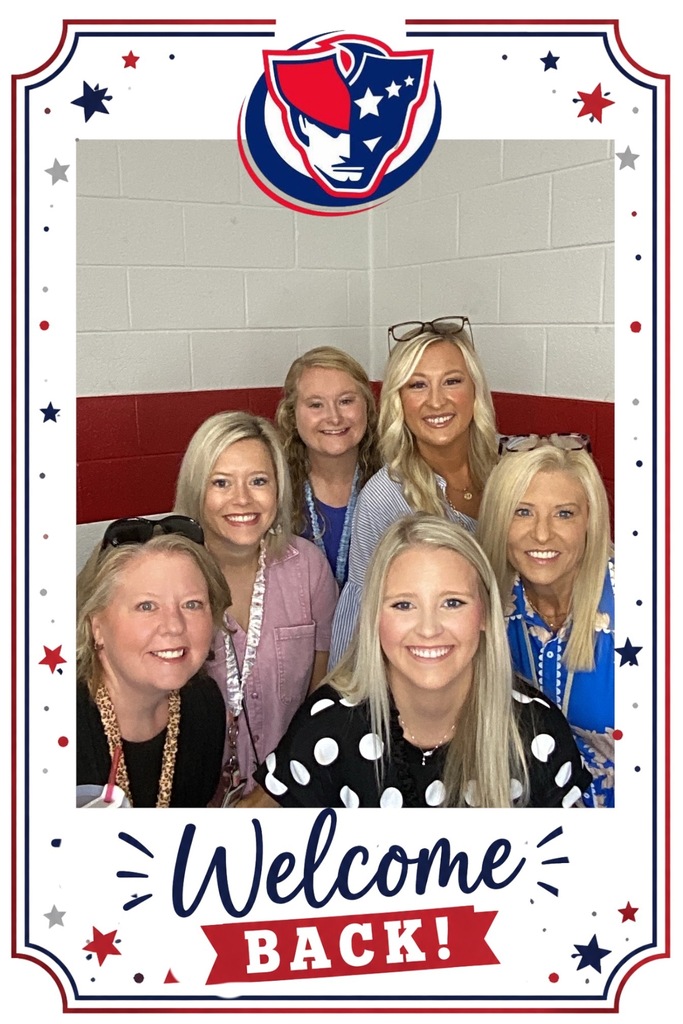 Welcome Back picture of staff members