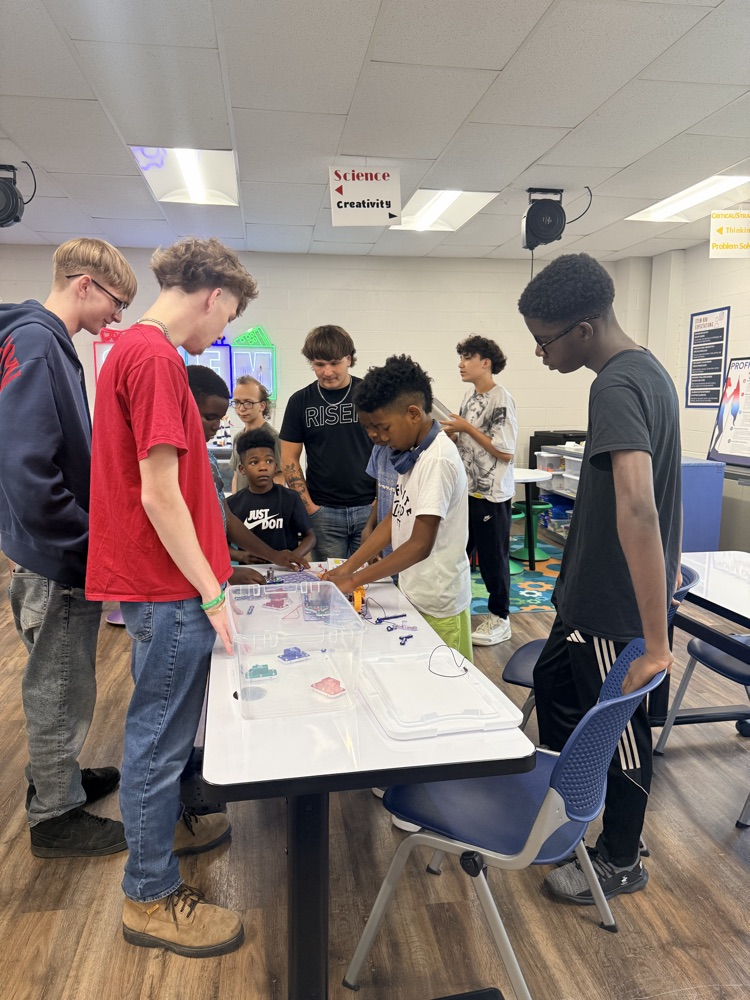 STEM HUB 8/28