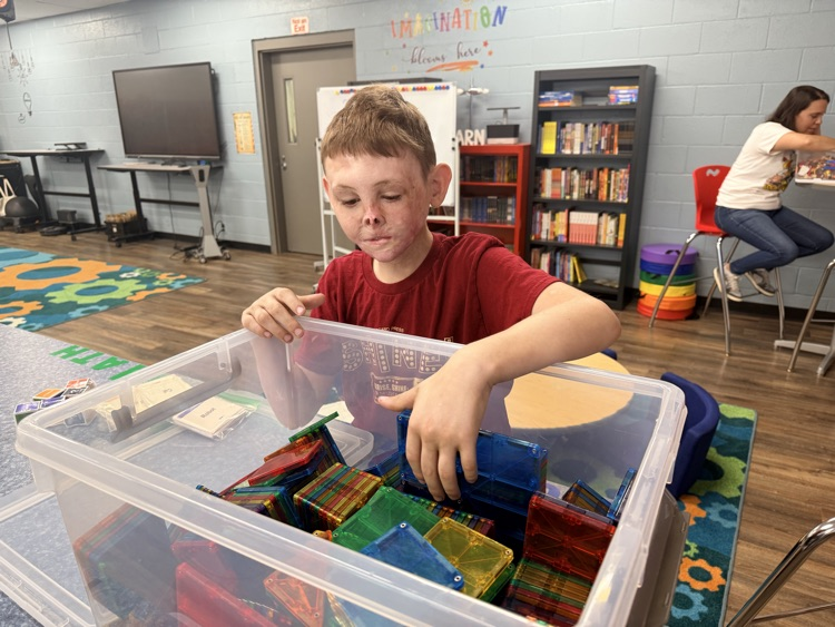 STEM HUB 8/28