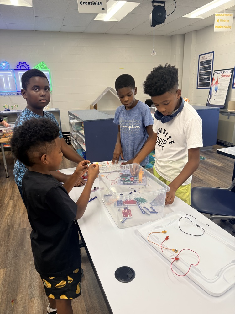 STEM HUB 8/28