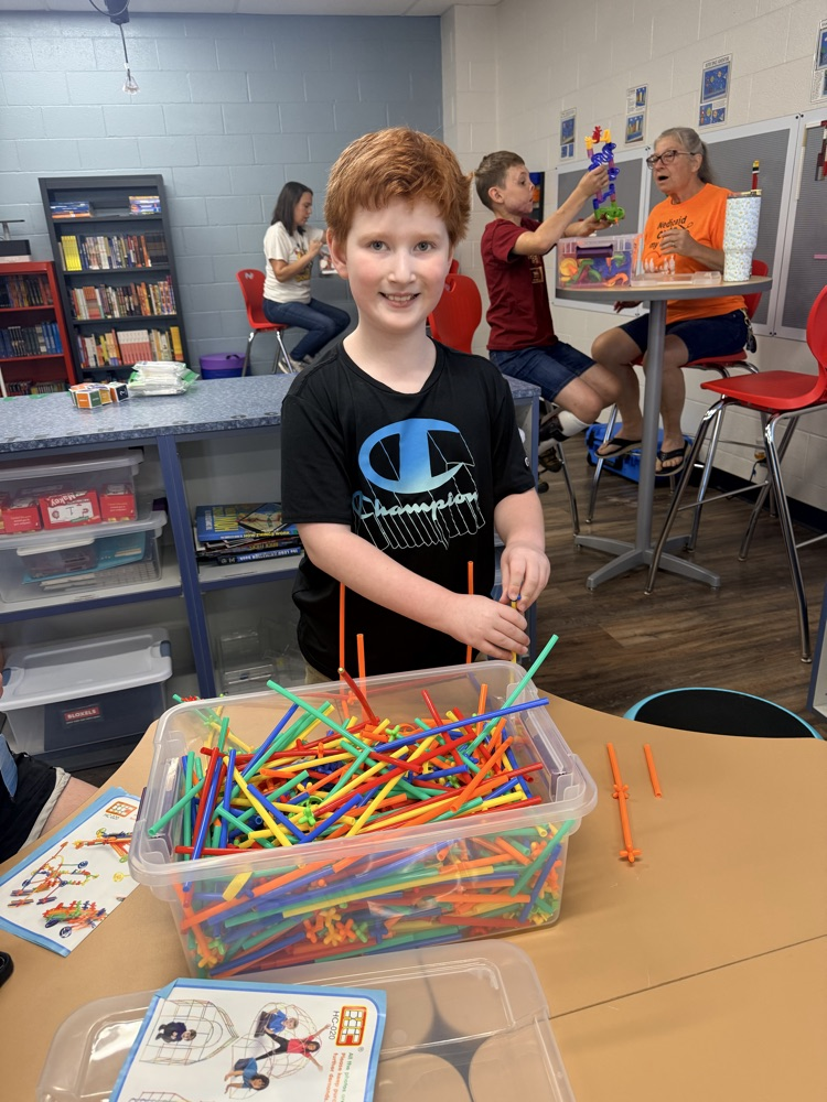 STEM HUB 8/28