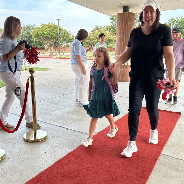 Kinder walks the red carpet!! 