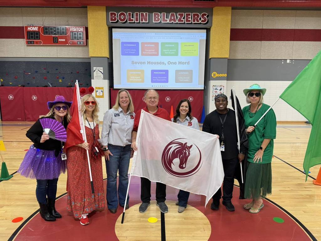 Bolin teachers, admins, and namesake relatives celebrate first day of school