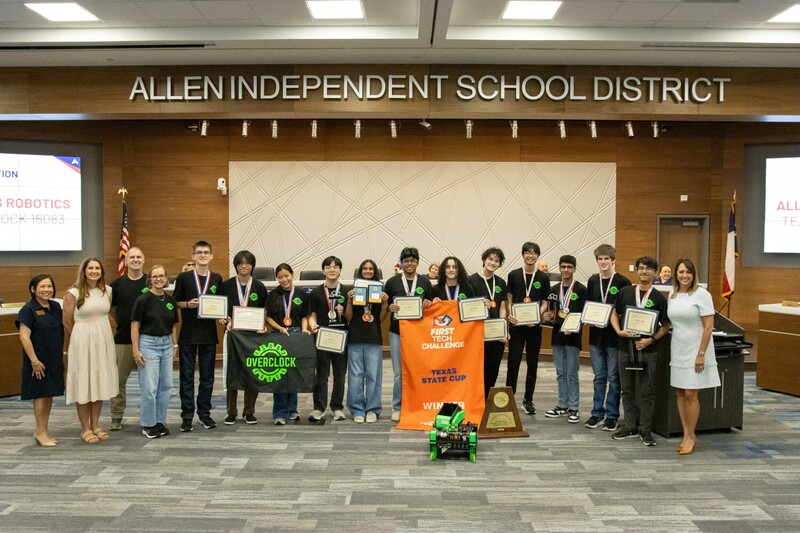 Team Overclock Earns Design Award at FIRST Championship