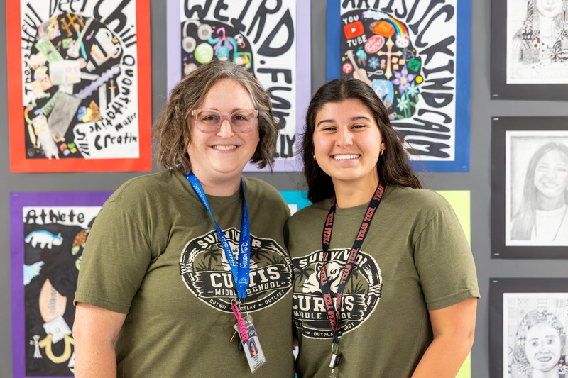 Photos of Meet the Teacher event at Curtis Middle School